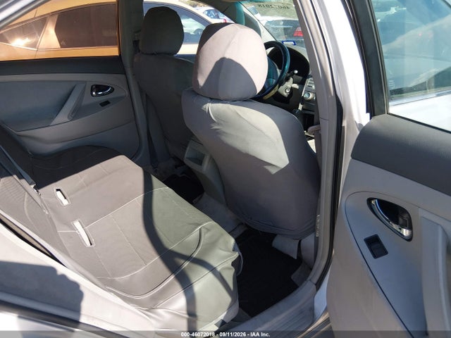 46072018 :رقم المزاد ، 4T1BE46K99U283476 vin ، 2009 Toyota Camry Le مزاد بيع