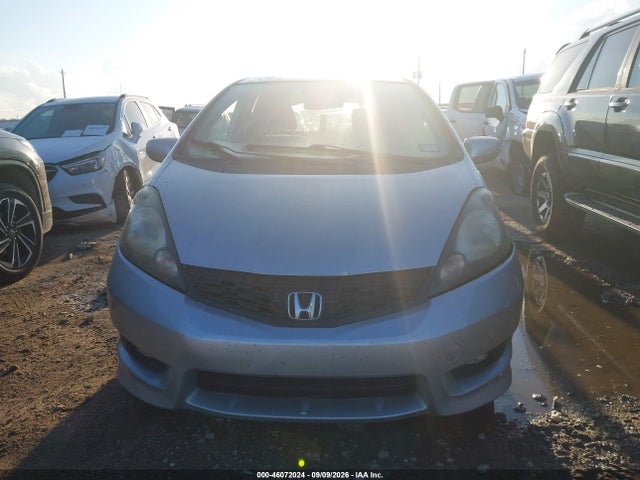 46072024 :رقم المزاد ، JHMGE8H51DC027855 vin ، 2013 Honda Fit Sport مزاد بيع
