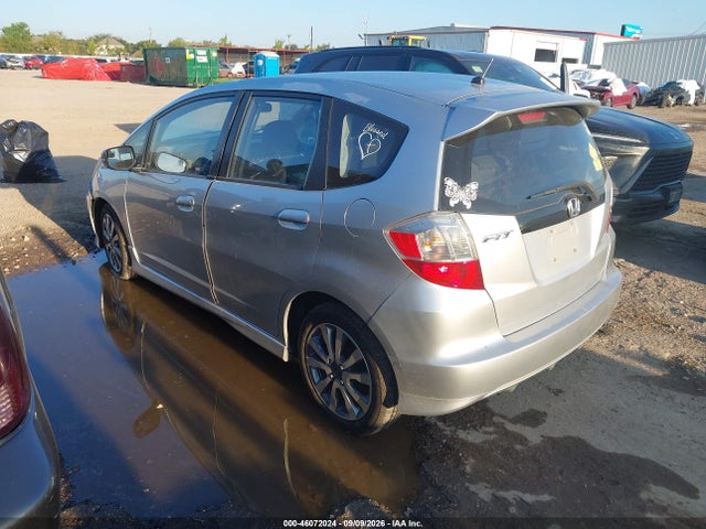 46072024 :رقم المزاد ، JHMGE8H51DC027855 vin ، 2013 Honda Fit Sport مزاد بيع