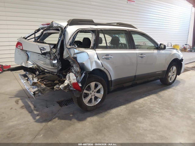 2014 Subaru Outback 2.5i მანქანა იყიდება აუქციონზე, vin: 4S4BRCAC3E3270298, აუქციონის ნომერი: 46072036