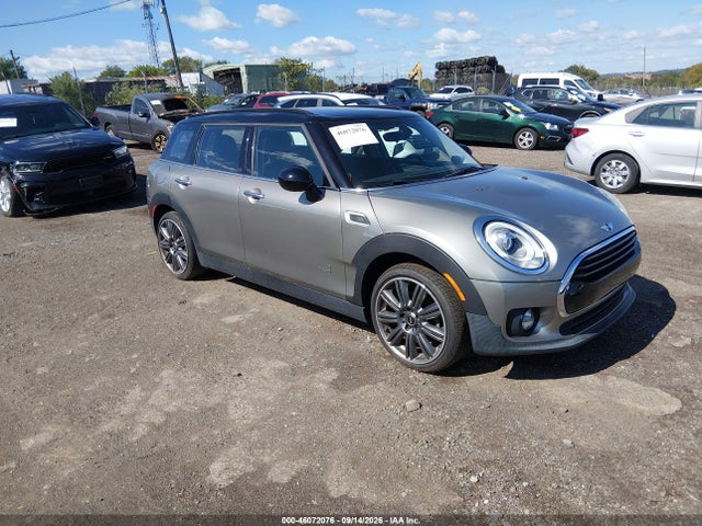 Aukcja sprzedaży 2018 Mini Clubman Cooper, vin: WMWLU1C55J2F29481, numer aukcji: 46072076