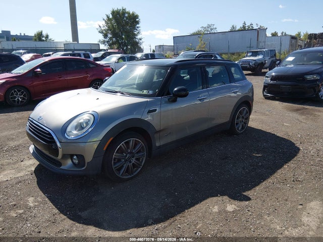 Aukcja sprzedaży 2018 Mini Clubman Cooper, vin: WMWLU1C55J2F29481, numer aukcji: 46072076