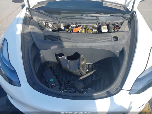 5YJ3E1EB0NF126110 Tesla Model 3 Long Range Dual Motor All-wheel Drive