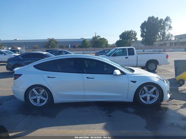 5YJ3E1EB0NF126110 Tesla Model 3 Long Range Dual Motor All-wheel Drive