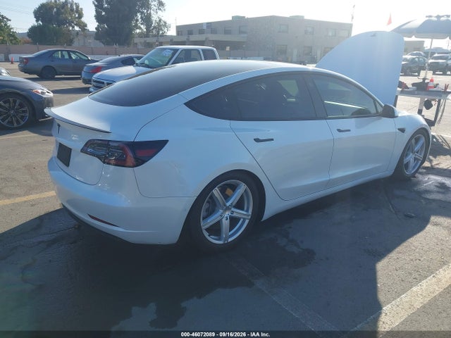 5YJ3E1EB0NF126110 Tesla Model 3 Long Range Dual Motor All-wheel Drive