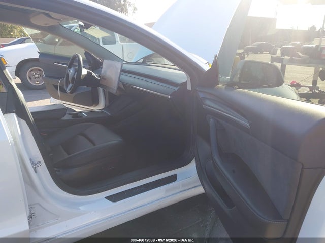 5YJ3E1EB0NF126110 Tesla Model 3 Long Range Dual Motor All-wheel Drive