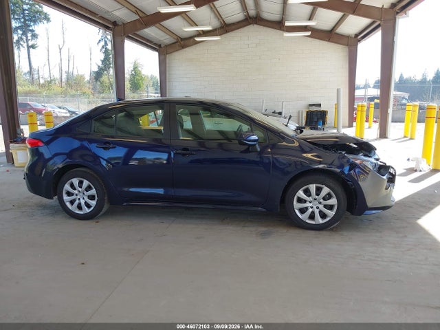 JTDB4MEE2T3039961 Toyota COROLLA LE