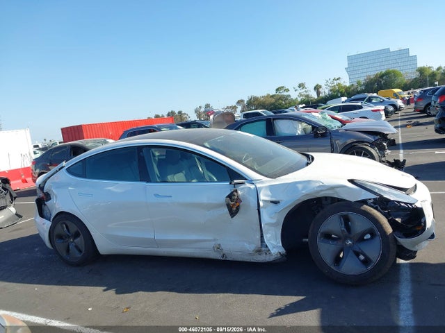 5YJ3E1EA5LF744754 Tesla Model 3 Standard Range Plus Rear-wheel Drive/standard Range Rear-wheel Drive