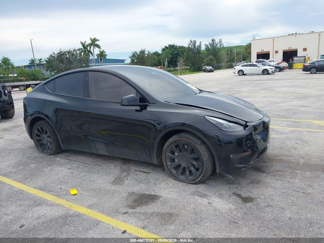46072121 :رقم المزاد ، 7SAYGDEE7SF302130 vin ، 2025 Tesla Model Y Long Range Dual Motor All-wheel Drive مزاد بيع
