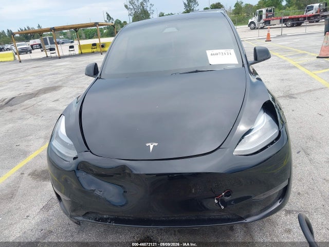 46072121 :رقم المزاد ، 7SAYGDEE7SF302130 vin ، 2025 Tesla Model Y Long Range Dual Motor All-wheel Drive مزاد بيع
