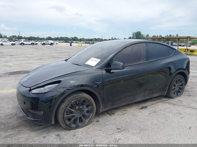 46072121 :رقم المزاد ، 7SAYGDEE7SF302130 vin ، 2025 Tesla Model Y Long Range Dual Motor All-wheel Drive مزاد بيع