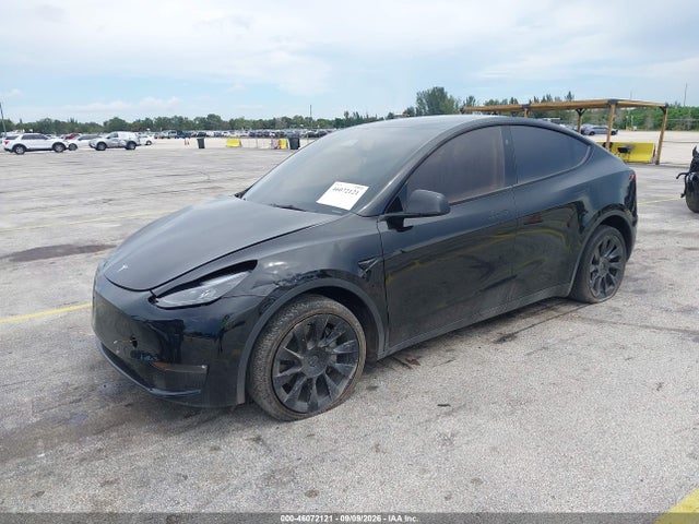 46072121 :رقم المزاد ، 7SAYGDEE7SF302130 vin ، 2025 Tesla Model Y Long Range Dual Motor All-wheel Drive مزاد بيع