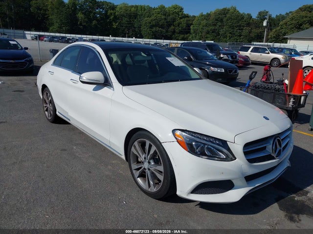 2015 Mercedes-benz C 300 მანქანა იყიდება აუქციონზე, vin: 55SWF4JB4FU077897, აუქციონის ნომერი: 46072123