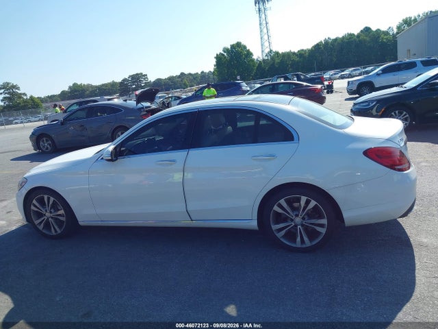 2015 Mercedes-benz C 300 მანქანა იყიდება აუქციონზე, vin: 55SWF4JB4FU077897, აუქციონის ნომერი: 46072123