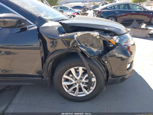 Продаж на аукціоні авто 2017 Nissan Rogue Sv, vin: KNMAT2MV6HP602255, номер лоту: 46072133