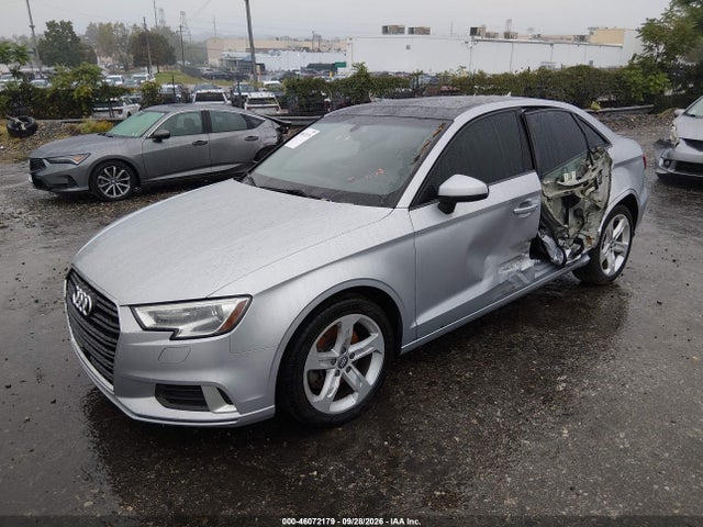Продаж на аукціоні авто 2018 Audi A3 2.0t Premium/2.0t Tech Premium, vin: WAUAUGFF6J1036362, номер лоту: 46072179
