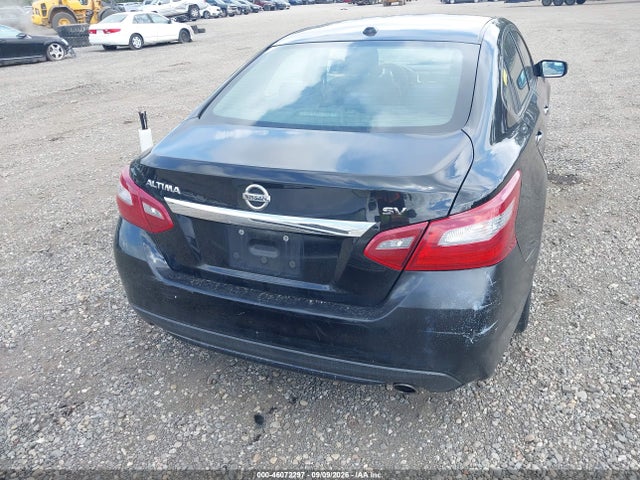 46072297 :رقم المزاد ، 1N4AL3AP3JC174174 vin ، 2018 Nissan Altima 2.5 Sv مزاد بيع