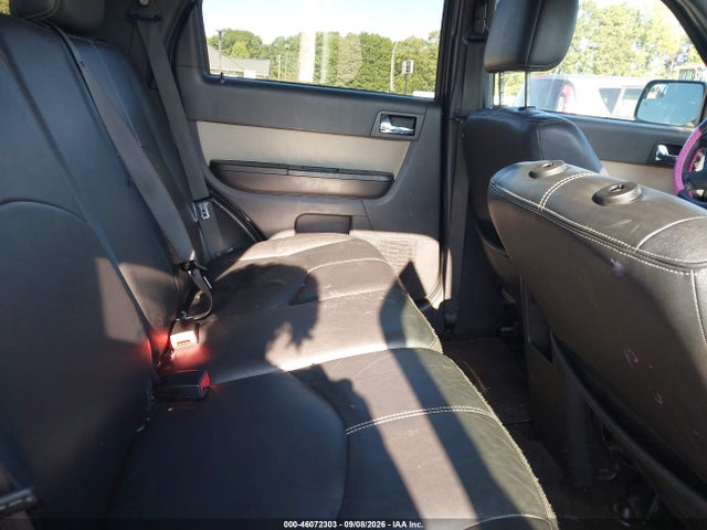 46072303 :رقم المزاد ، 4M2CN9HG9BKJ03505 vin ، 2011 Mercury Mariner Premier مزاد بيع