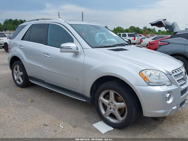 46072338 :رقم المزاد ، 4JGBB7CB2BA653091 vin ، 2011 Mercedes-benz Ml 550 4matic مزاد بيع
