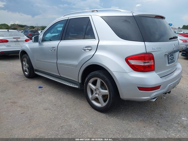 46072338 :رقم المزاد ، 4JGBB7CB2BA653091 vin ، 2011 Mercedes-benz Ml 550 4matic مزاد بيع
