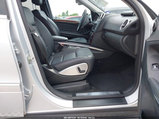 46072338 :رقم المزاد ، 4JGBB7CB2BA653091 vin ، 2011 Mercedes-benz Ml 550 4matic مزاد بيع