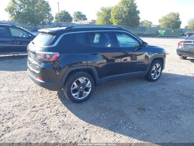 46072383 :رقم المزاد ، 3C4NJDCB6HT627615 vin ، 2017 Jeep New Compass Limited 4x4 مزاد بيع