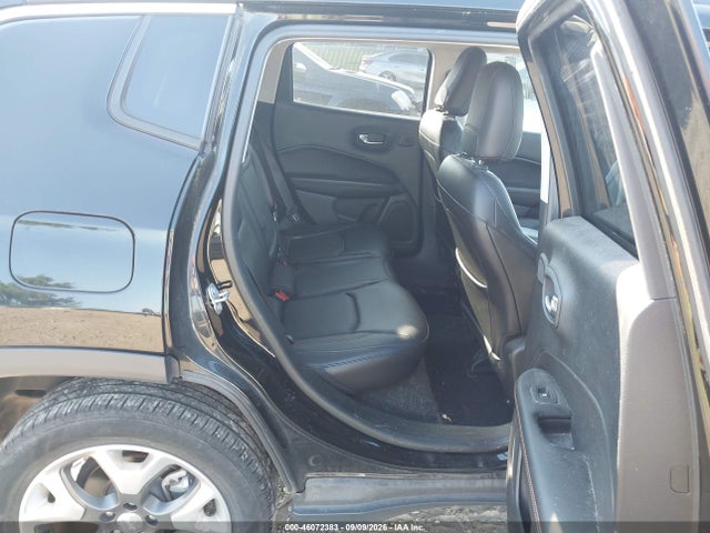 46072383 :رقم المزاد ، 3C4NJDCB6HT627615 vin ، 2017 Jeep New Compass Limited 4x4 مزاد بيع