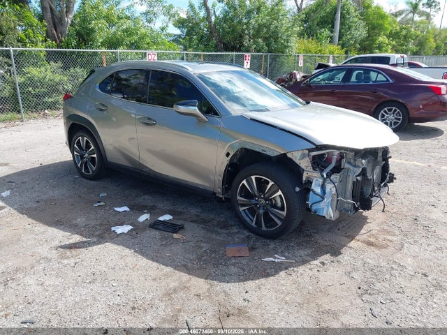 46072450 :رقم المزاد ، JTHP9JBH2L2024725 vin ، 2020 Lexus Ux 250h مزاد بيع