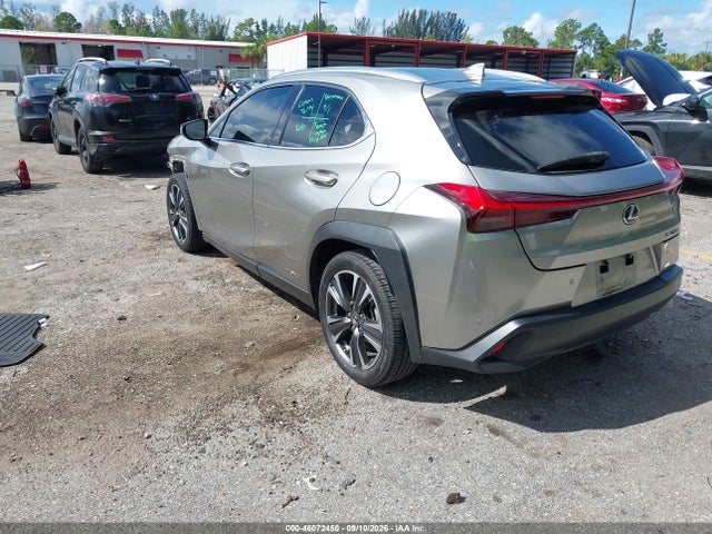 46072450 :رقم المزاد ، JTHP9JBH2L2024725 vin ، 2020 Lexus Ux 250h مزاد بيع