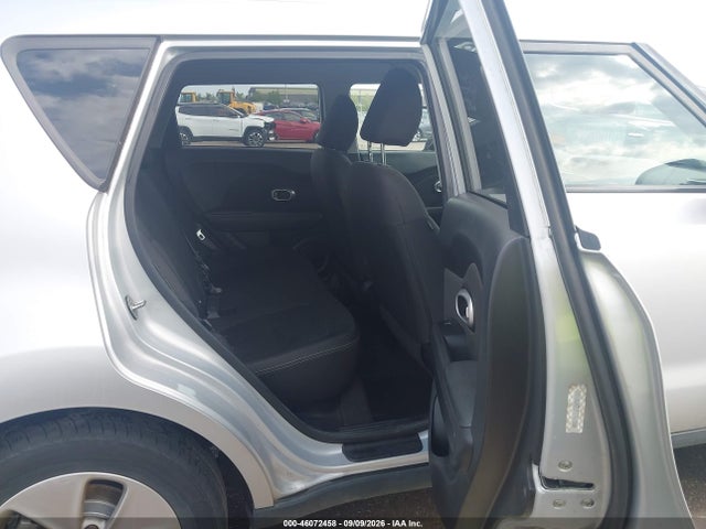 2015 Kia Soul მანქანა იყიდება აუქციონზე, vin: KNDJN2A22F7751005, აუქციონის ნომერი: 46072458