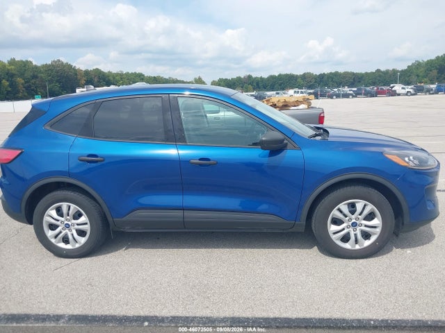 Продажа на аукционе авто 2022 Ford Escape S, vin: 1FMCU9F68NUB50046, номер лота: 46072505