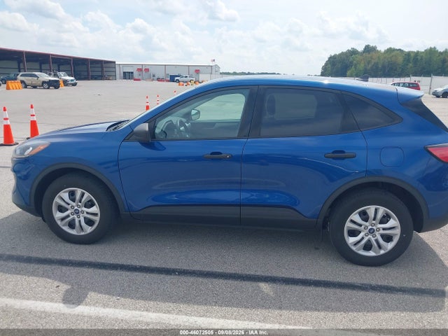 Продажа на аукционе авто 2022 Ford Escape S, vin: 1FMCU9F68NUB50046, номер лота: 46072505