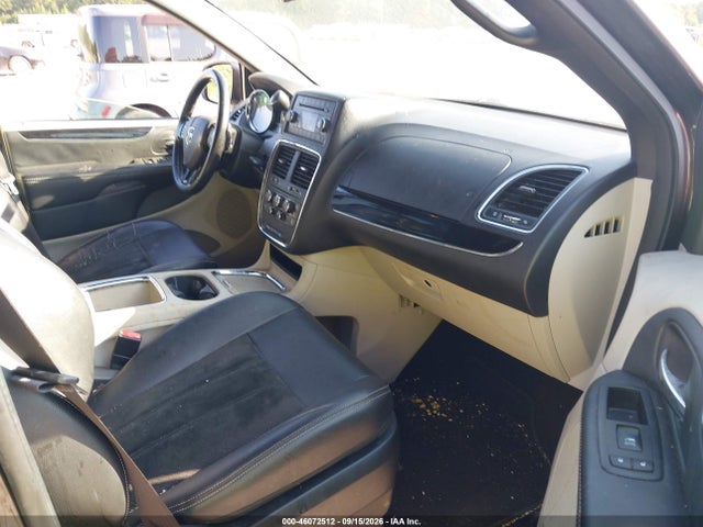 Auction sale of the 2017 Dodge Grand Caravan Sxt, vin: 2C4RDGCG0HR558185, lot number: 46072512