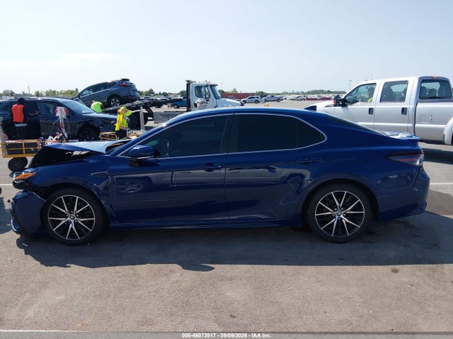 46072517 :رقم المزاد ، 4T1S31AKXPU053177 vin ، 2023 Toyota Camry Se Hybrid مزاد بيع