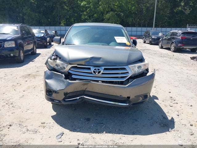 2011 Toyota Highlander Base V6 მანქანა იყიდება აუქციონზე, vin: 5TDZK3EH0BS037700, აუქციონის ნომერი: 46072527