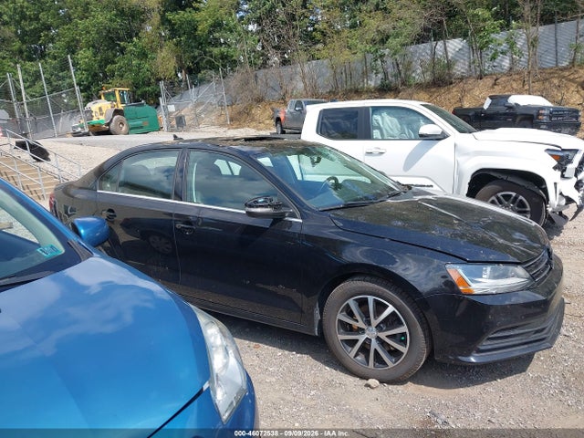 46072538 :رقم المزاد ، 3VWB67AJ0HM398257 vin ، 2017 Volkswagen Jetta 1.4t Se مزاد بيع