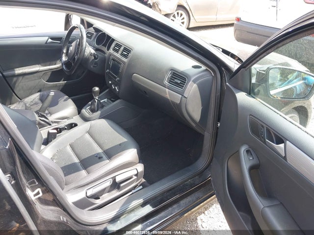 46072538 :رقم المزاد ، 3VWB67AJ0HM398257 vin ، 2017 Volkswagen Jetta 1.4t Se مزاد بيع