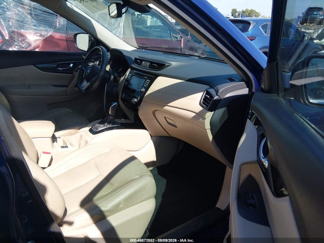46072552 :رقم المزاد ، 5N1AT2MV9HC862670 vin ، 2017 Nissan Rogue Sl مزاد بيع