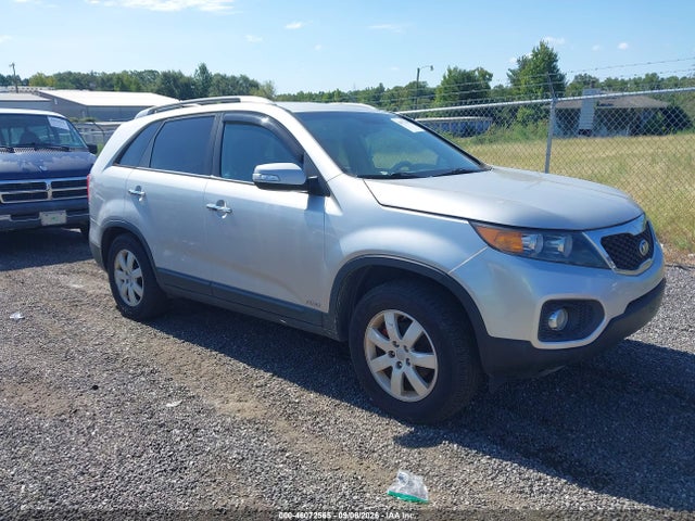 Auction sale of the 2013 Kia Sorento Lx, vin: 5XYKTDA65DG407192, lot number: 46072565
