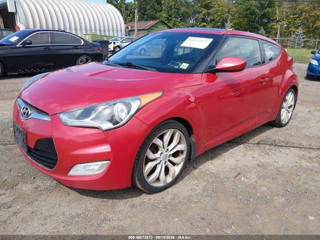 2013 Hyundai Veloster Base W/gray მანქანა იყიდება აუქციონზე, vin: KMHTC6AD5DU116913, აუქციონის ნომერი: 46072573
