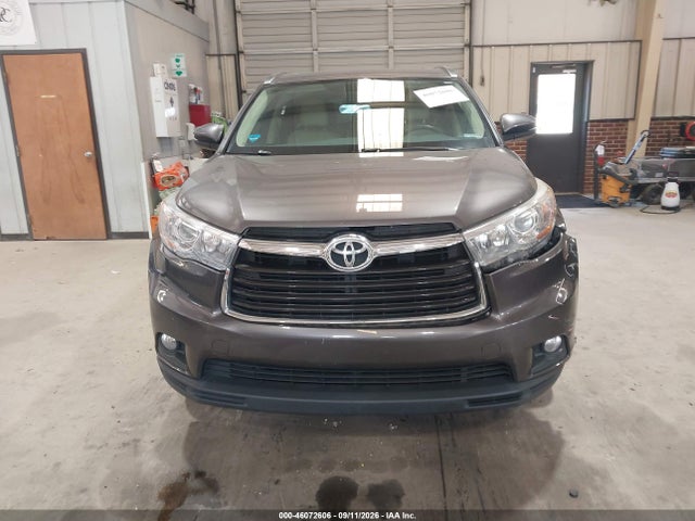 Продаж на аукціоні авто 2016 Toyota Highlander Xle V6, vin: 5TDJKRFHXGS302385, номер лоту: 46072606