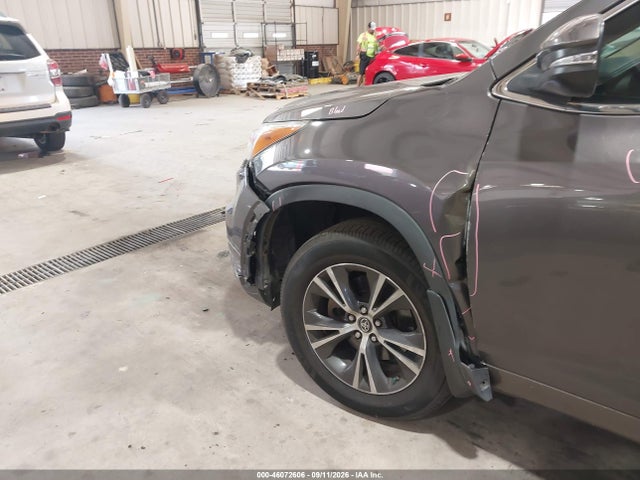 Продаж на аукціоні авто 2016 Toyota Highlander Xle V6, vin: 5TDJKRFHXGS302385, номер лоту: 46072606