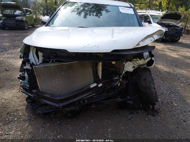 2024 Kia Carnival Mpv Lx Seat Package მანქანა იყიდება აუქციონზე, vin: KNDNB4H39R6433929, აუქციონის ნომერი: 46072621