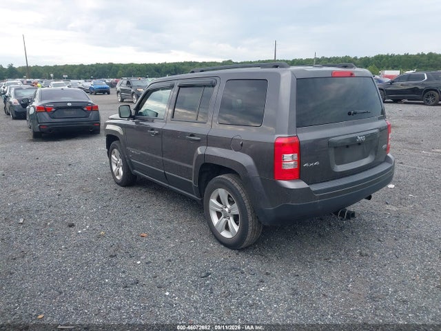 2016 Jeep Patriot Latitude მანქანა იყიდება აუქციონზე, vin: 1C4NJRFB9GD506865, აუქციონის ნომერი: 46072682
