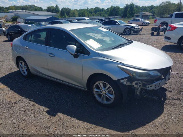 46072692 :رقم المزاد ، 1G1BE5SM3J7177702 vin ، 2018 Chevrolet Cruze Lt Auto مزاد بيع