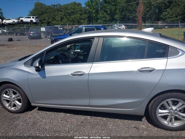 46072692 :رقم المزاد ، 1G1BE5SM3J7177702 vin ، 2018 Chevrolet Cruze Lt Auto مزاد بيع