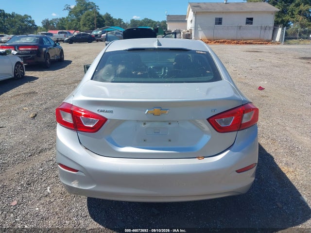 46072692 :رقم المزاد ، 1G1BE5SM3J7177702 vin ، 2018 Chevrolet Cruze Lt Auto مزاد بيع