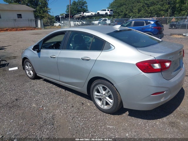 46072692 :رقم المزاد ، 1G1BE5SM3J7177702 vin ، 2018 Chevrolet Cruze Lt Auto مزاد بيع