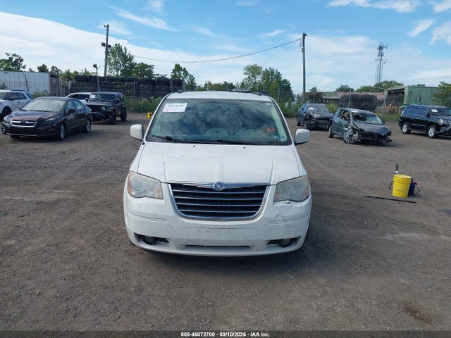 46072700 :رقم المزاد ، 2A4RR5D14AR288877 vin ، 2010 Chrysler Town & Country Touring مزاد بيع