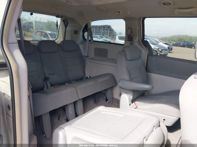 46072700 :رقم المزاد ، 2A4RR5D14AR288877 vin ، 2010 Chrysler Town & Country Touring مزاد بيع